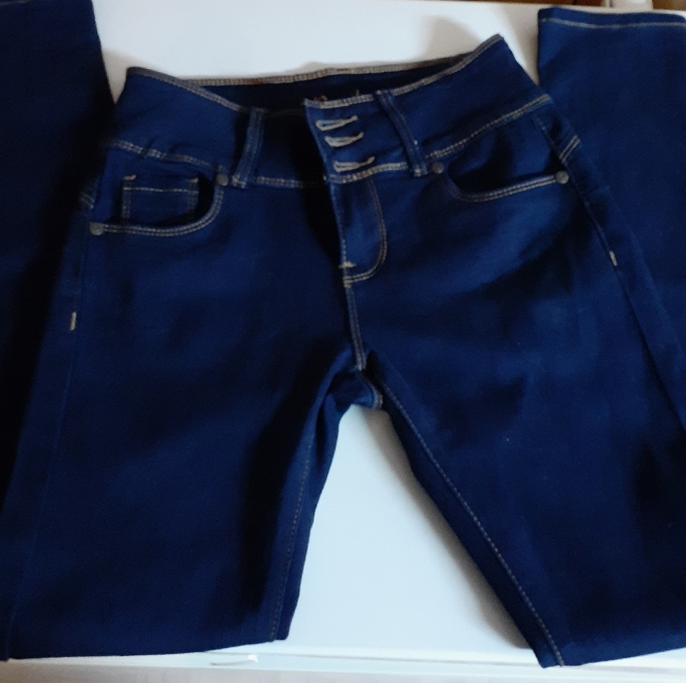 Brand new super stretch skinny jeans